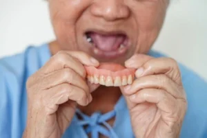 denture stomatitis treatment wear